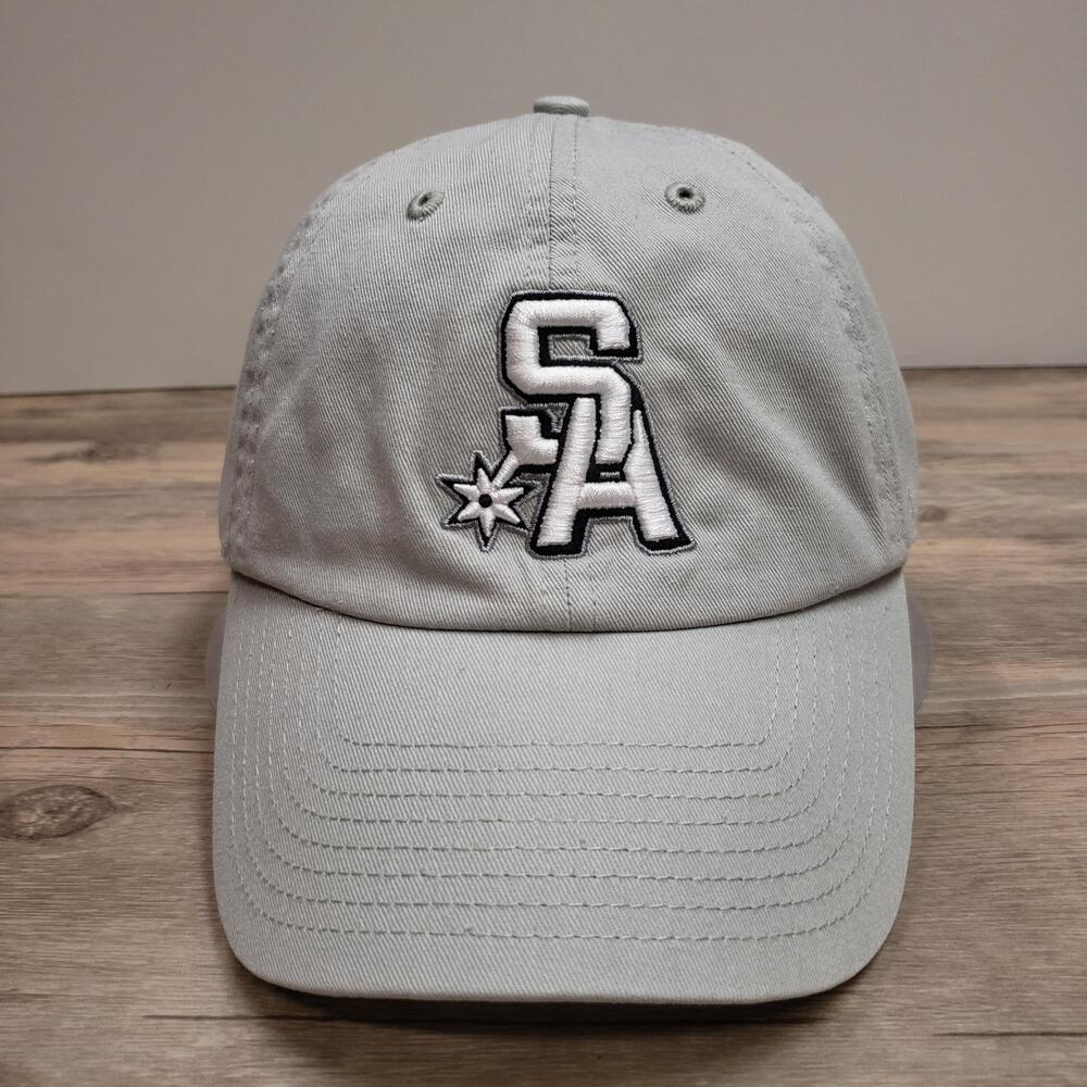 San Antonio Spurs Hat Cap Strap Back Mens One Size Gray NBA Basketball '47